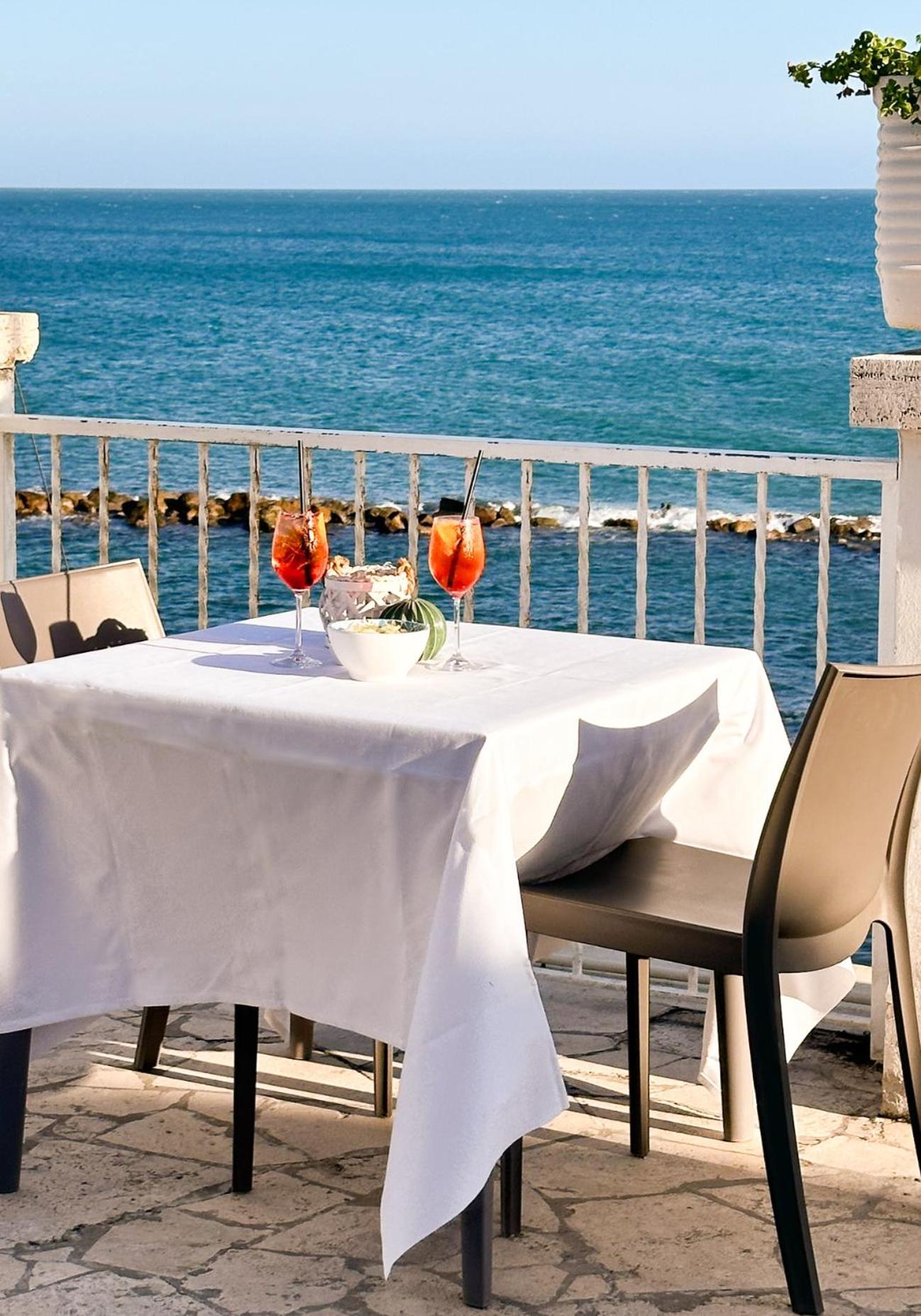 Villa Mg Hotel Santa Marinella Exterior photo