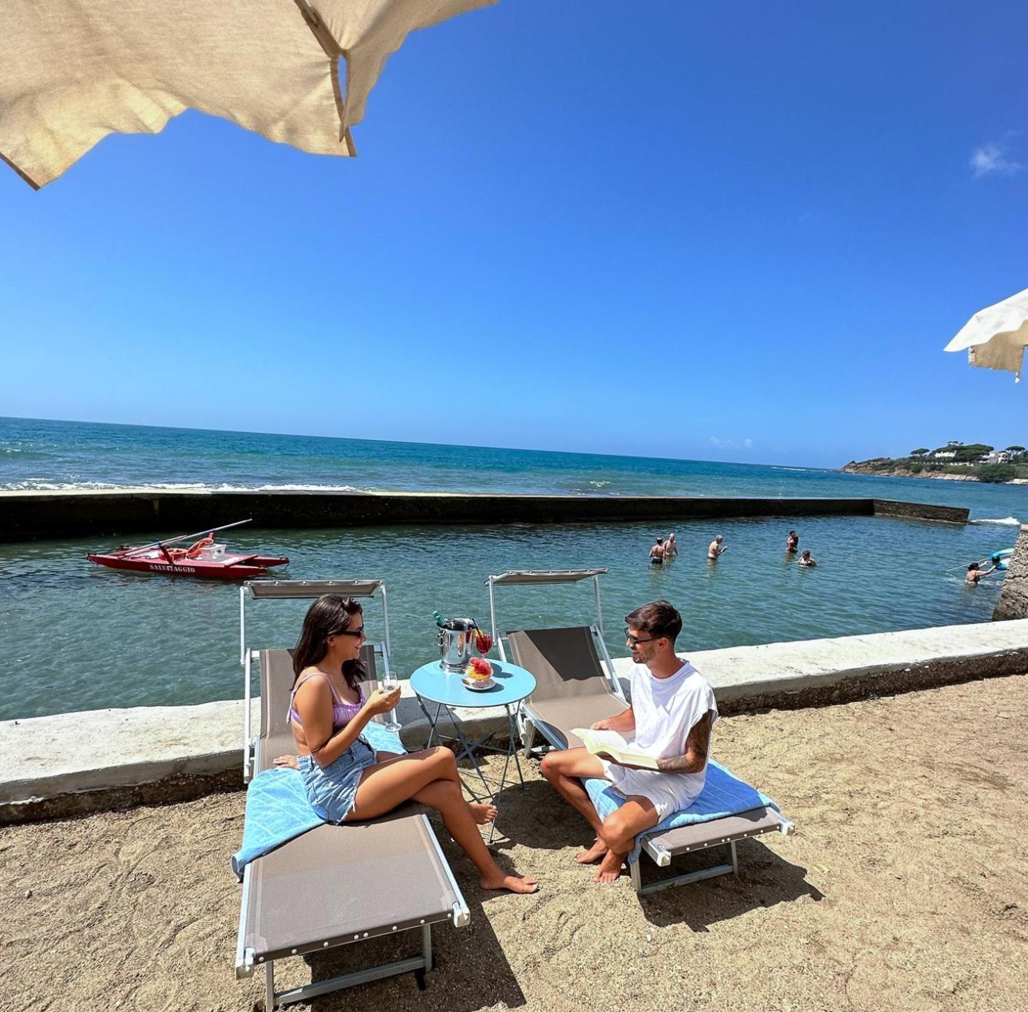 Villa Mg Hotel Santa Marinella Exterior photo